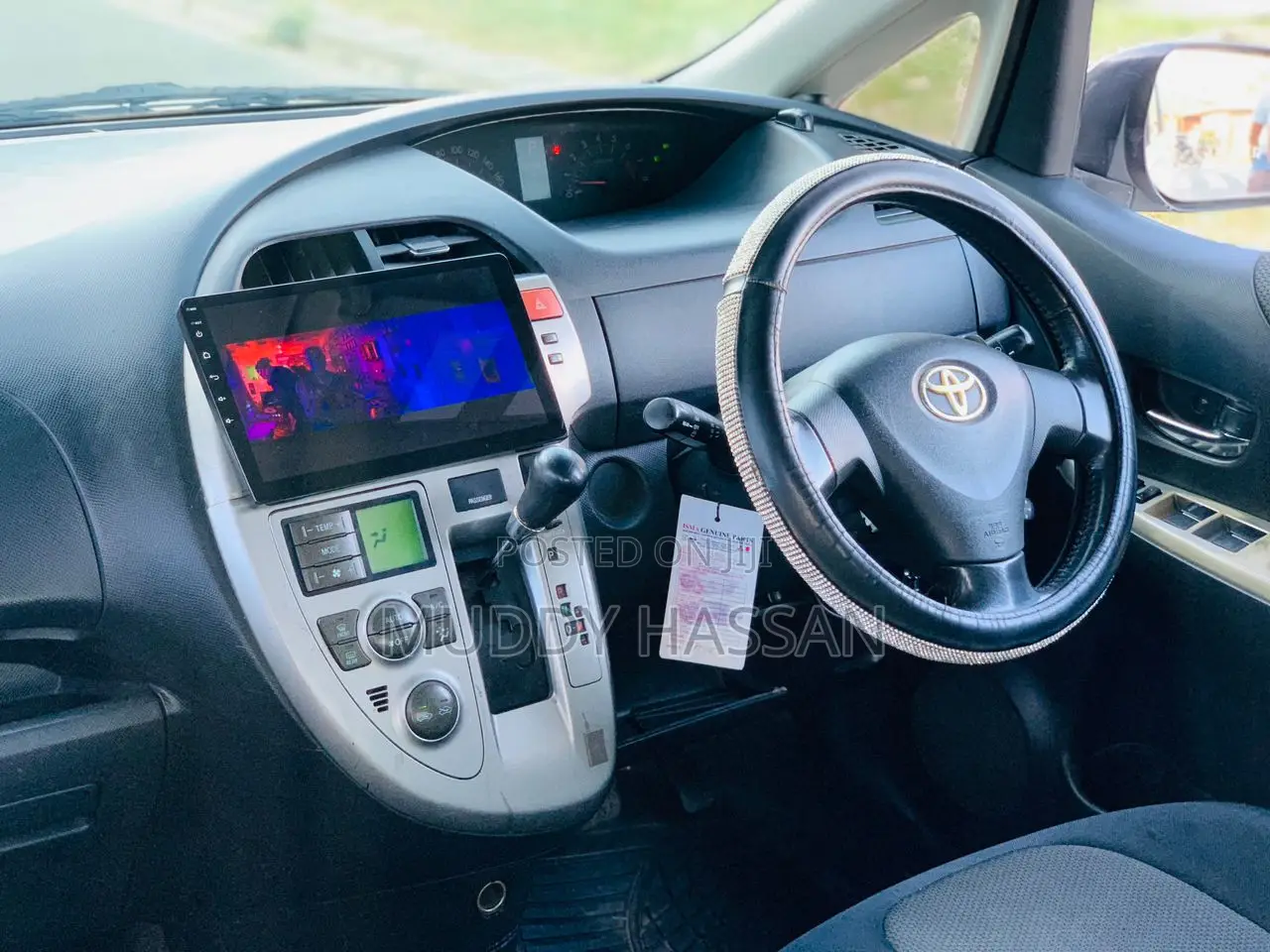Toyota Ractis 2008 Silver