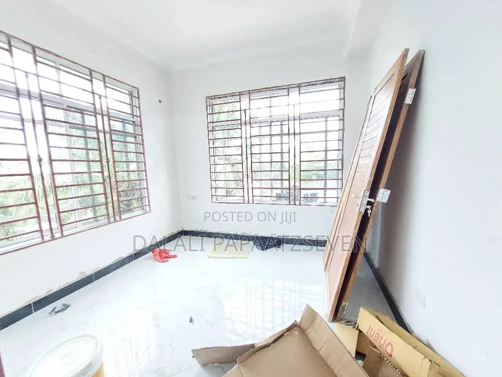 2bdrm Apartment in Dalalipapaatzseven, Kimara for rent