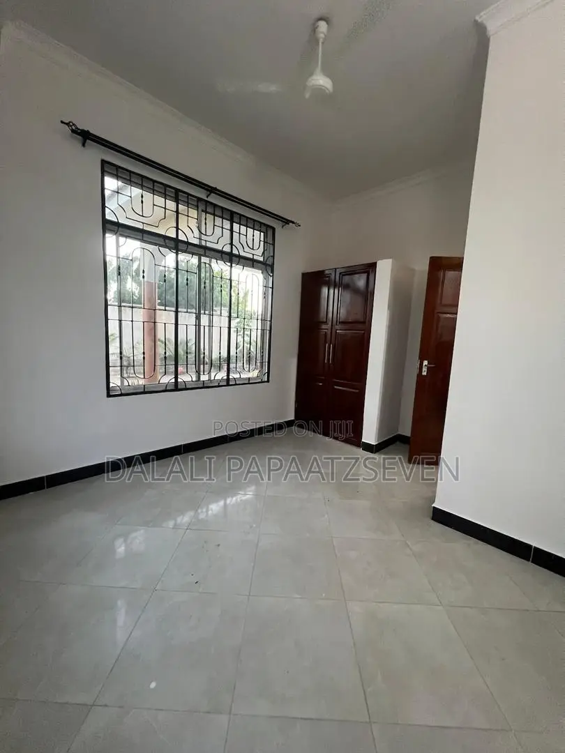 2bdrm Apartment in Dalalipapaatzseven, Kinondoni for rent