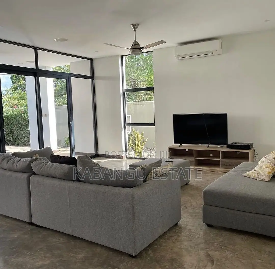 Furnished 4bdrm Villa in Oysterbay, Kinondoni for rent