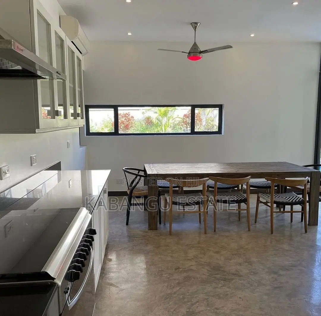 Furnished 4bdrm Villa in Oysterbay, Kinondoni for rent