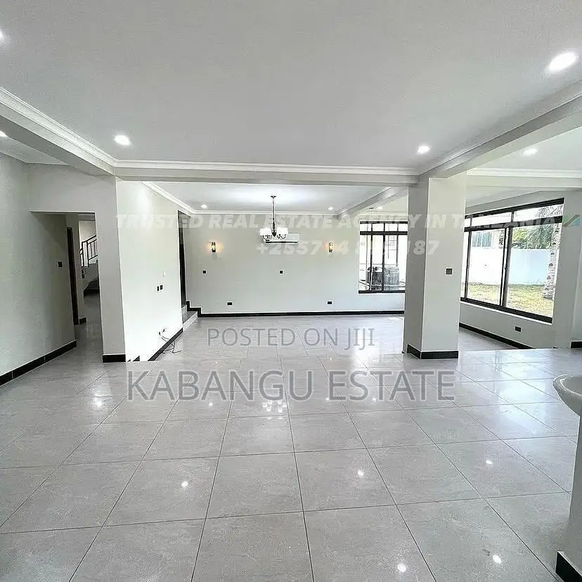 6bdrm Bungalow in Mikocheni, Kinondoni for rent