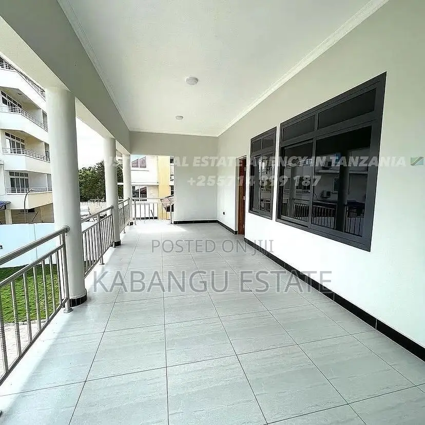 6bdrm Bungalow in Mikocheni, Kinondoni for rent