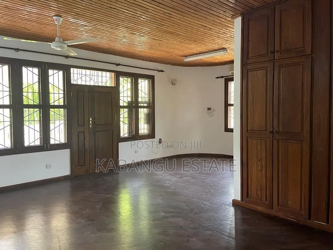 4bdrm House in Masaki, Kinondoni for rent