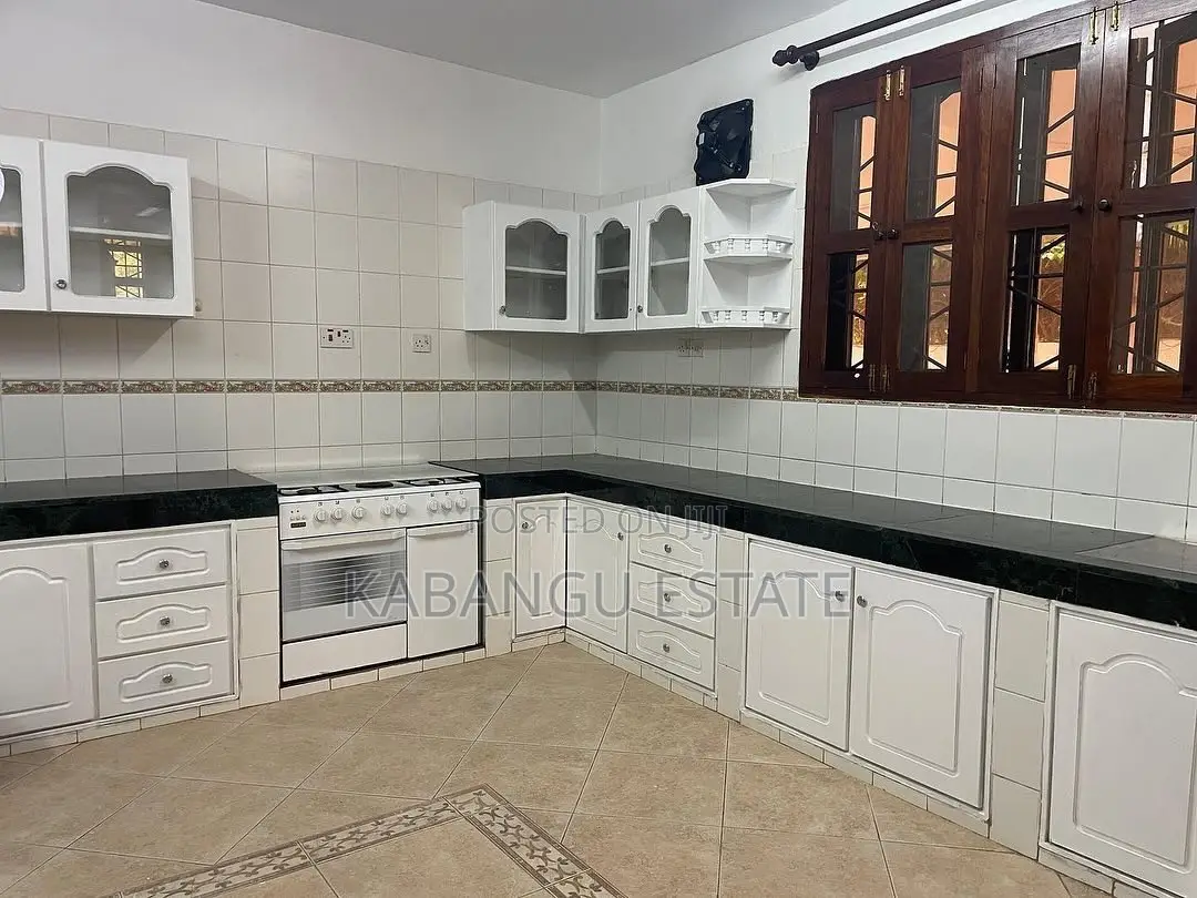 4bdrm House in Masaki, Kinondoni for rent