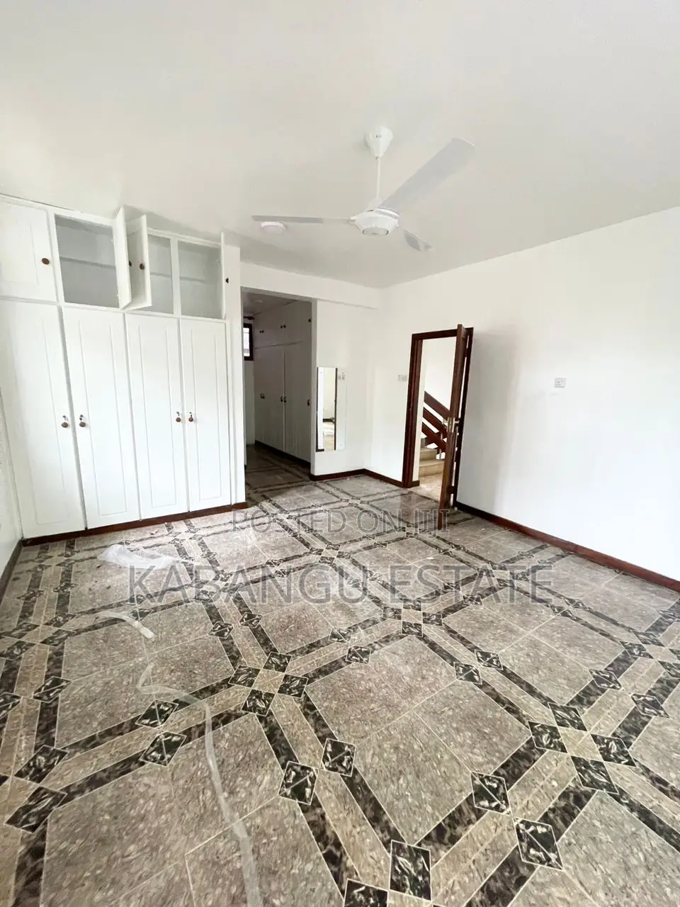 4bdrm Villa in Masaki, Kinondoni for rent