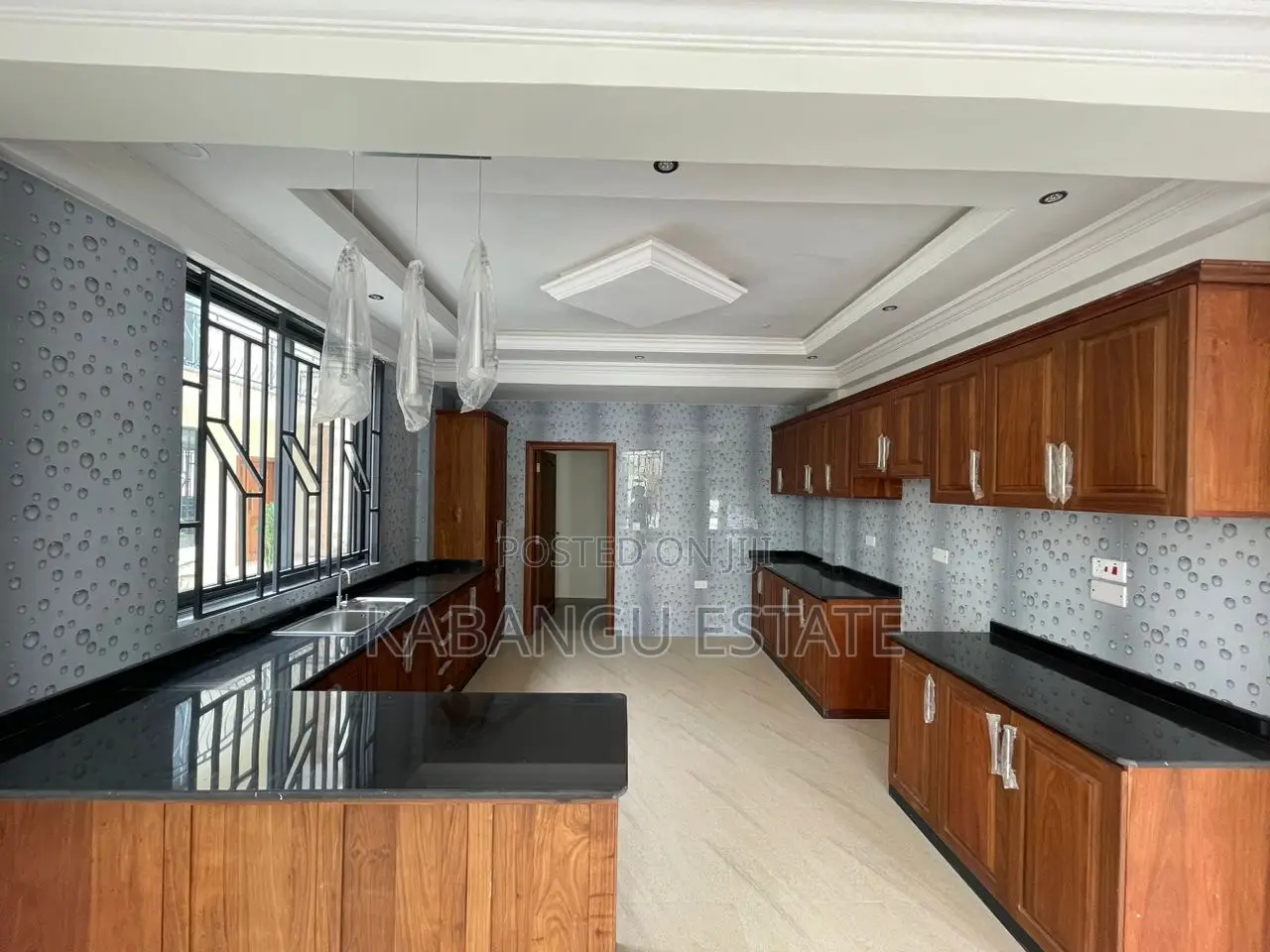 4bdrm Villa in Oysterbay, Kinondoni for rent