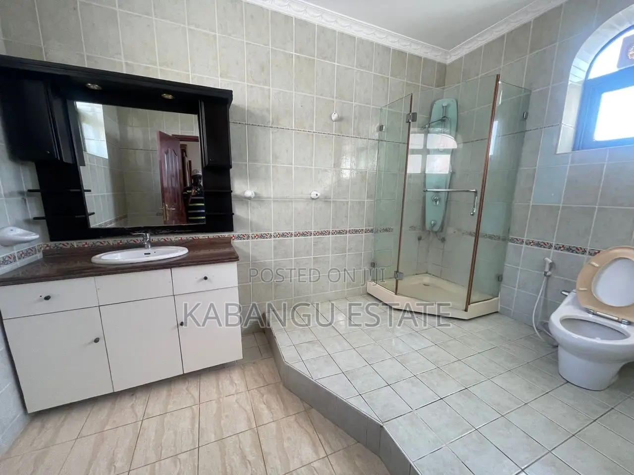 Furnished 3bdrm Apartment in Masaki, Kinondoni for rent