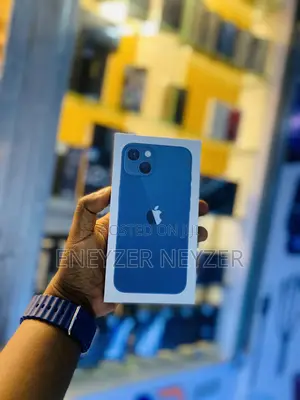 New Apple iPhone 13 128 GB Blue