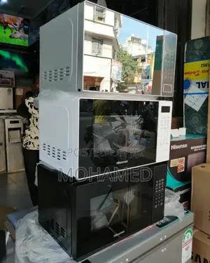 Hisense Digital Microwave 20L