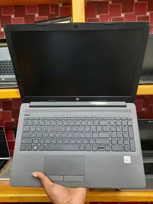 Laptop HP 250 G7 8GB Intel Core I5 HDD+SSD 500GB