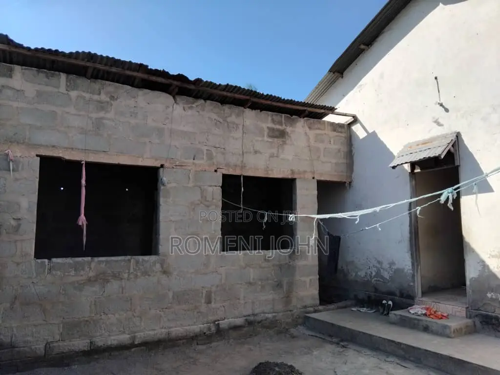 5bdrm House in Tanzania Dsm Ukonga, Ilala for sale