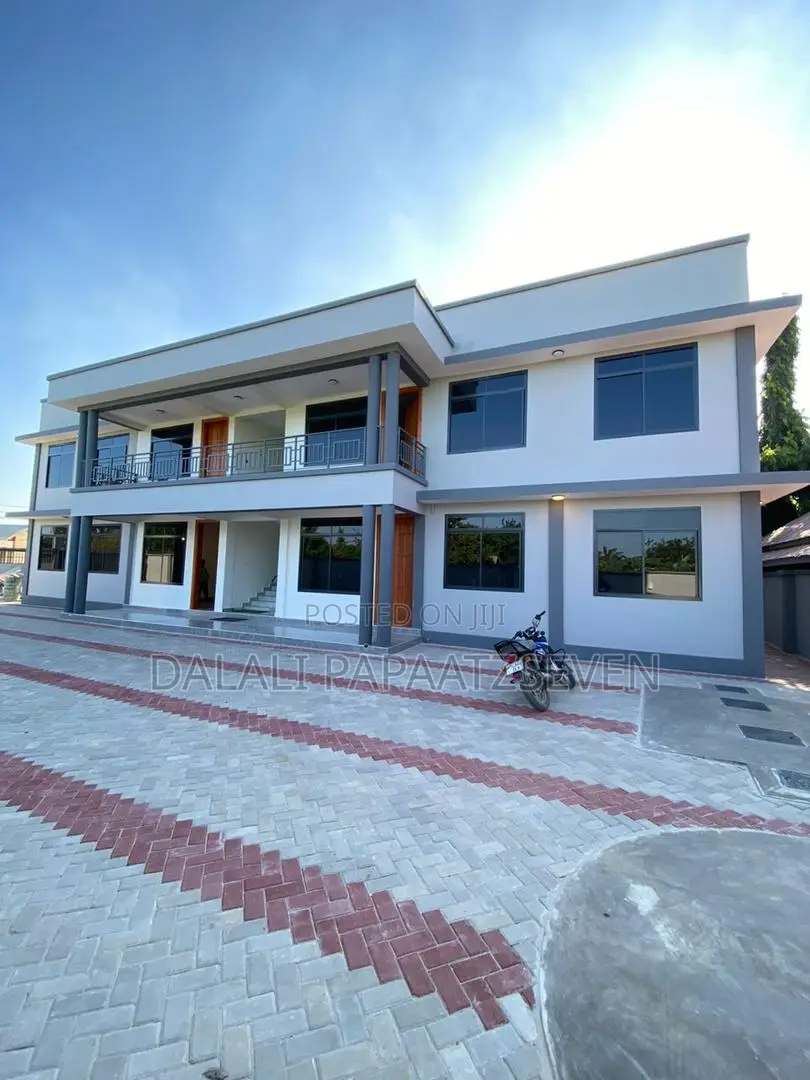 3bdrm Apartment in Dalalipapaatzseven, Kinondoni for rent