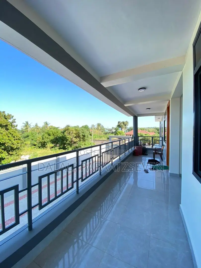 3bdrm Apartment in Dalalipapaatzseven, Kinondoni for rent