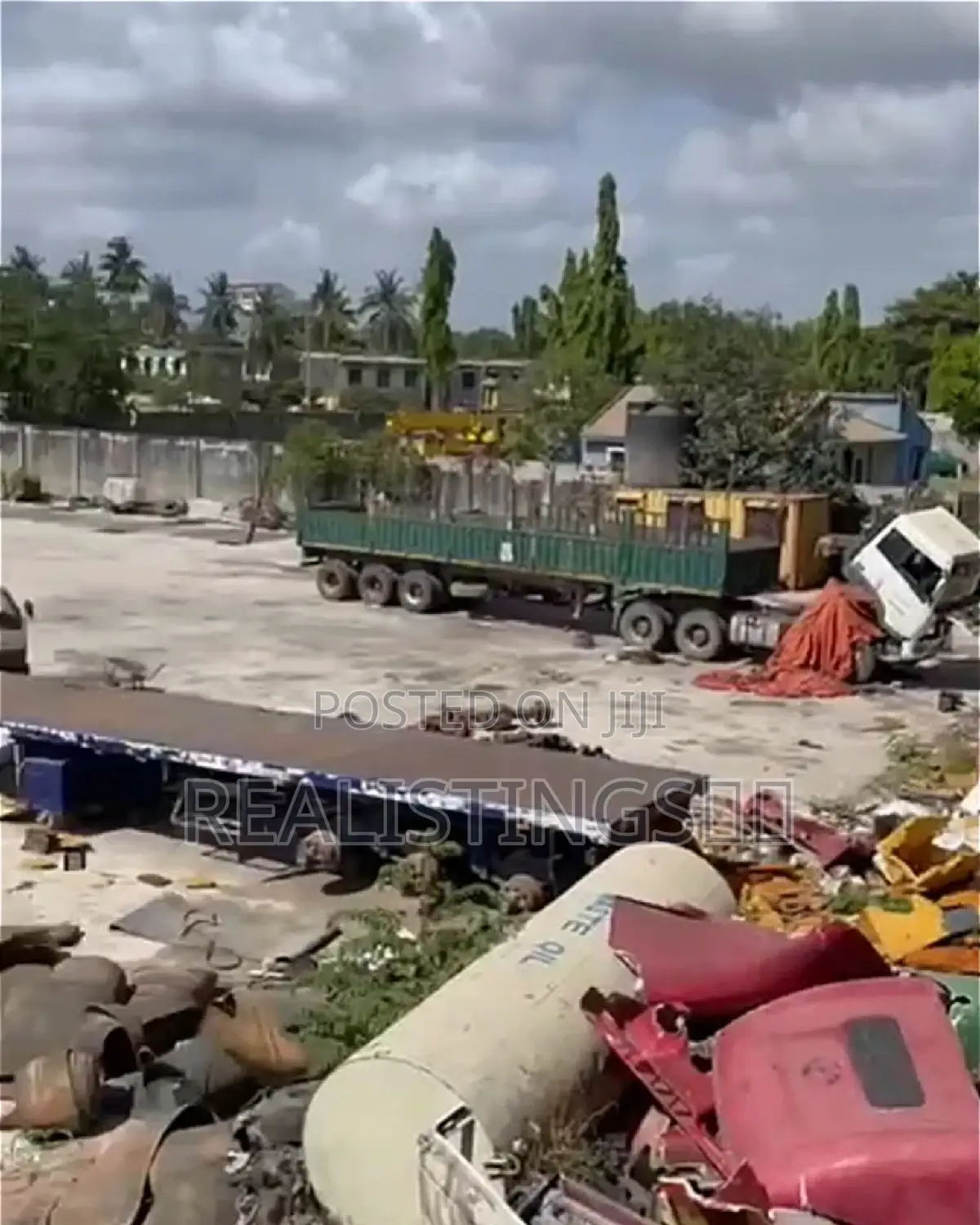 Kurasini: Yard, Warehouse, Offices and Apartments - Dar