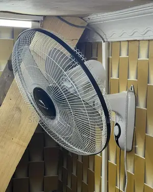 Wall-mounted Fan, 3 Speed/Wide Angle Oscillation Cooling Fan