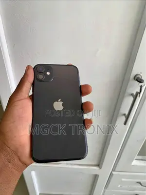 Apple iPhone 11 128 GB Black