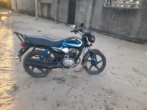 TVS HLX 125 2021 Black