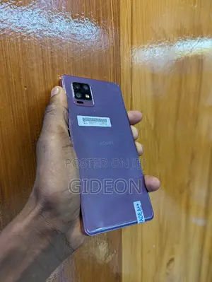 Sharp Aquos zero6 128 GB Purple