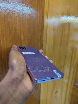 Sharp Aquos zero6 128 GB Purple