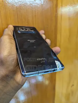 Sharp Aquos R6 128 GB Black