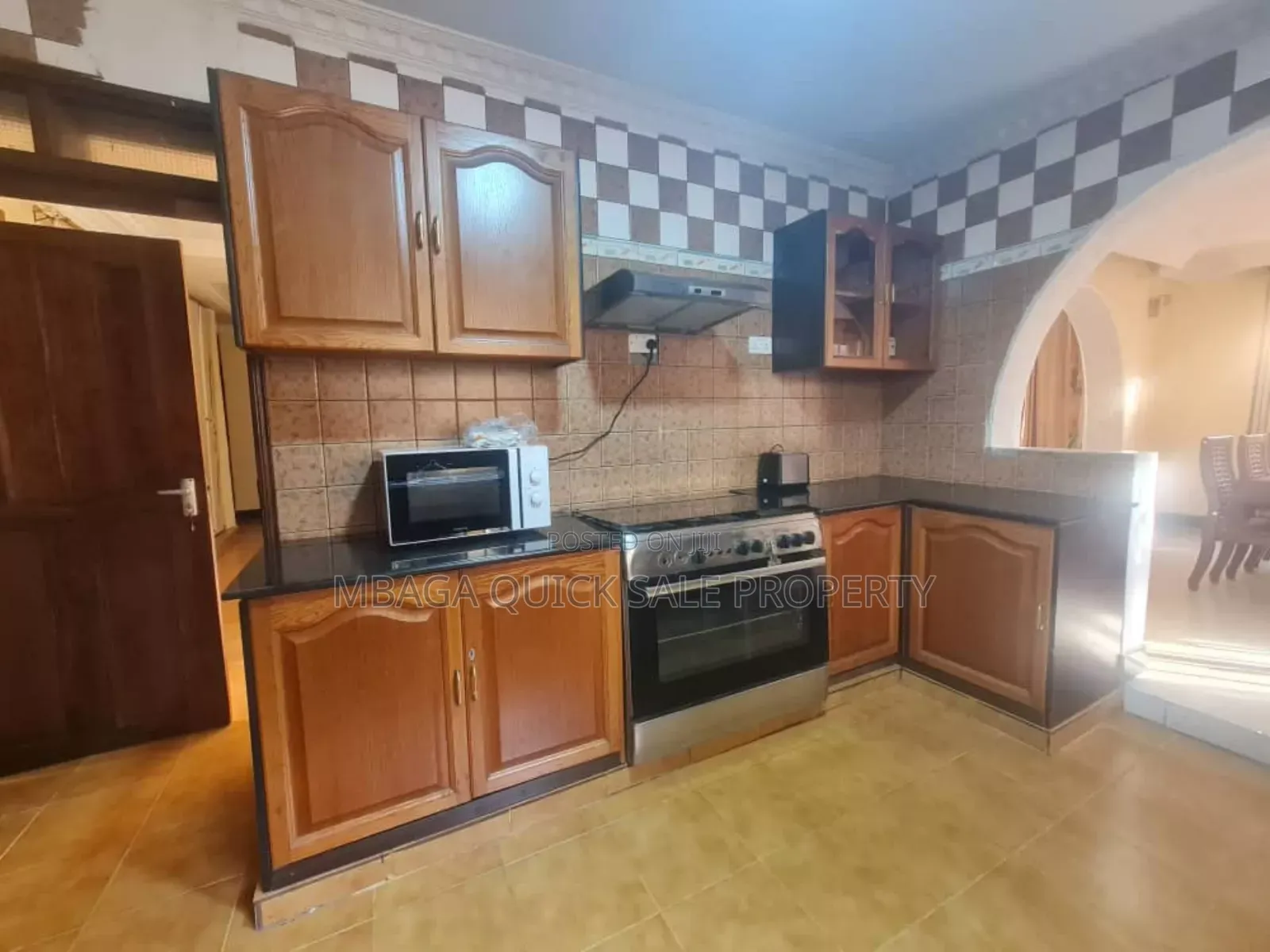 5bdrm House in Arusha Majengo for sale