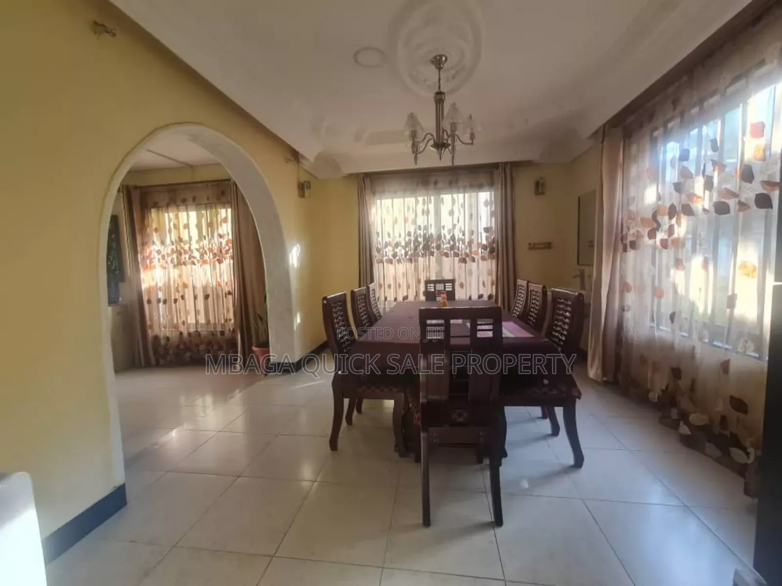 5bdrm House in Arusha Majengo for sale