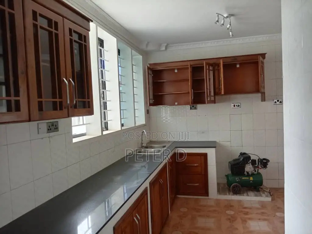 4bdrm House in Mikocheni for rent