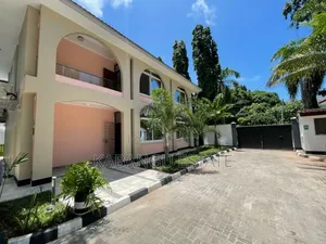 4bdrm Villa in Masaki, Kinondoni for rent