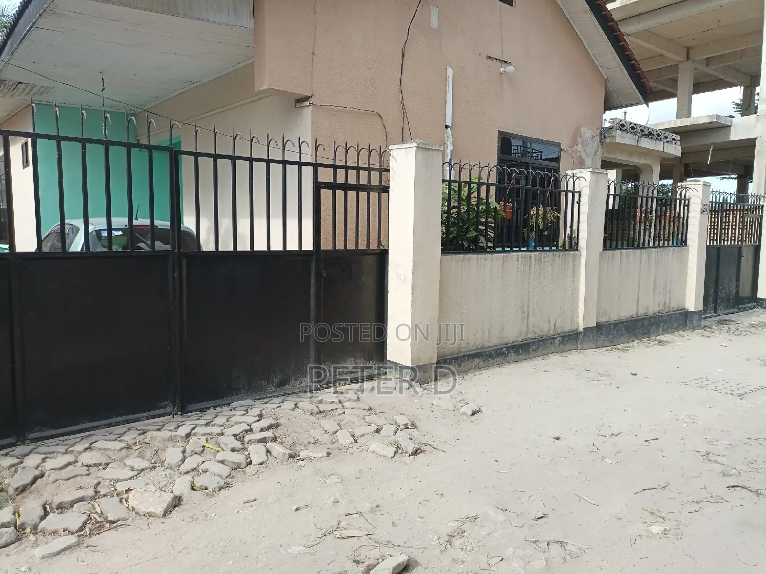 3bdrm House in Sinza for sale