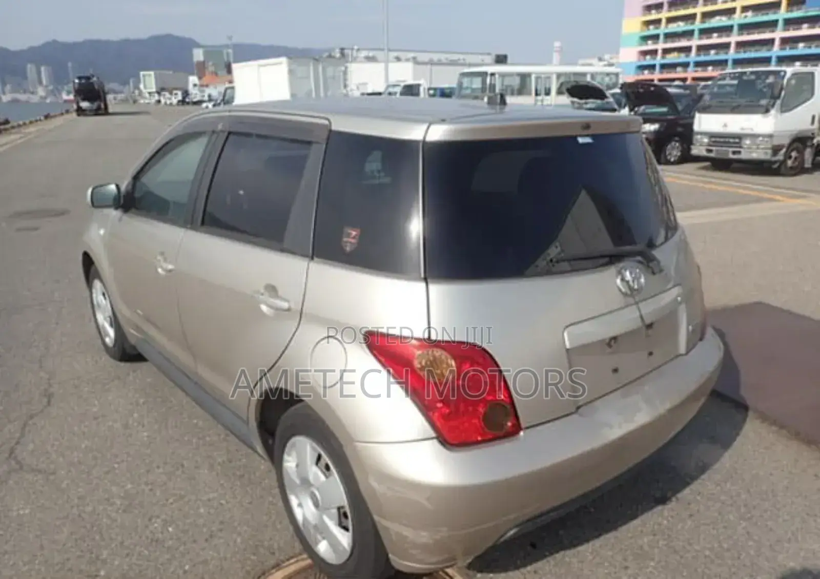 Toyota IST 2007 Gray
