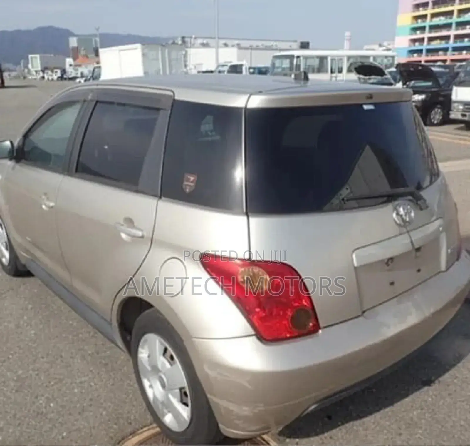 Toyota IST 2007 Gray