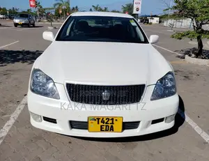 Toyota Crown 2007 White