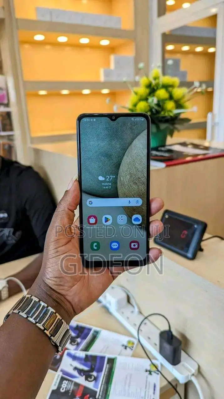Samsung Galaxy A12 128 GB Blue