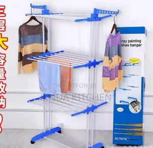 Tray Painting Clothers Hanger