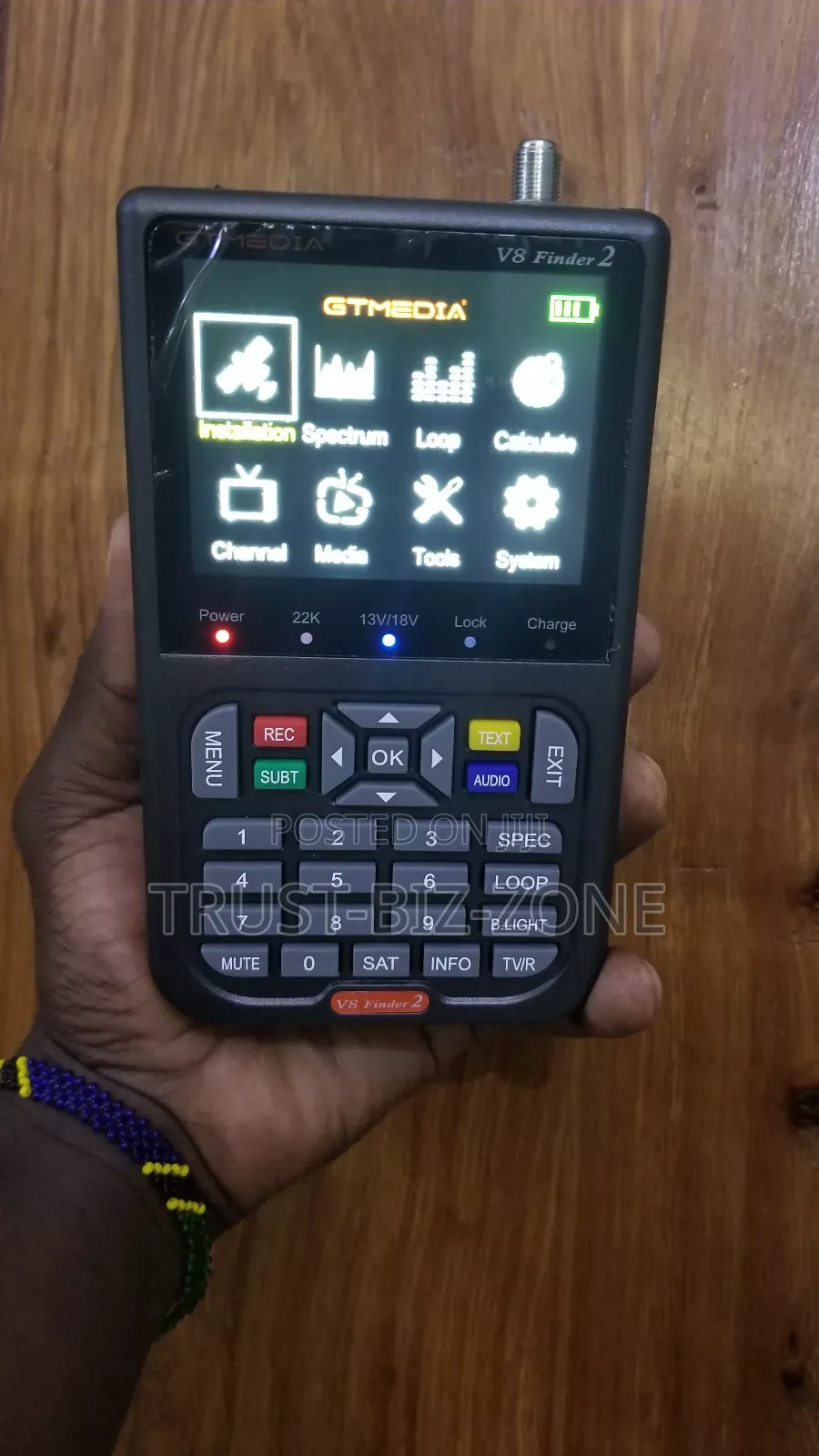 Digital Satlite Finder V82