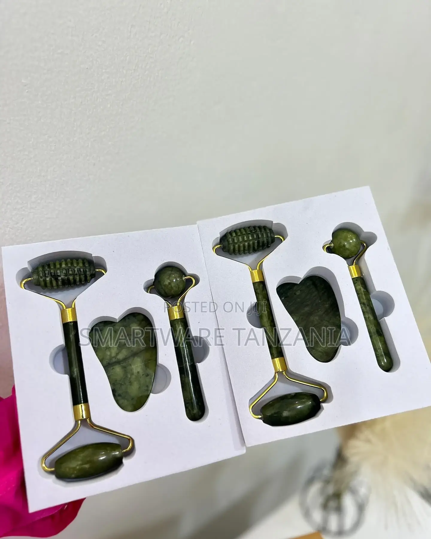 Jade Roller For Face, Neck, Puffy Eyes – Facial Massager Set