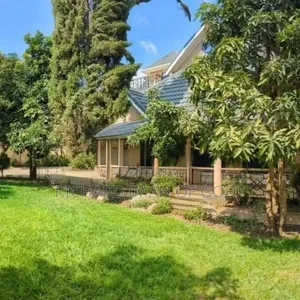 7bdrm Bungalow in Arusha for rent
