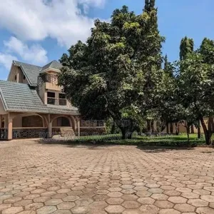 7bdrm Bungalow in Arusha for rent