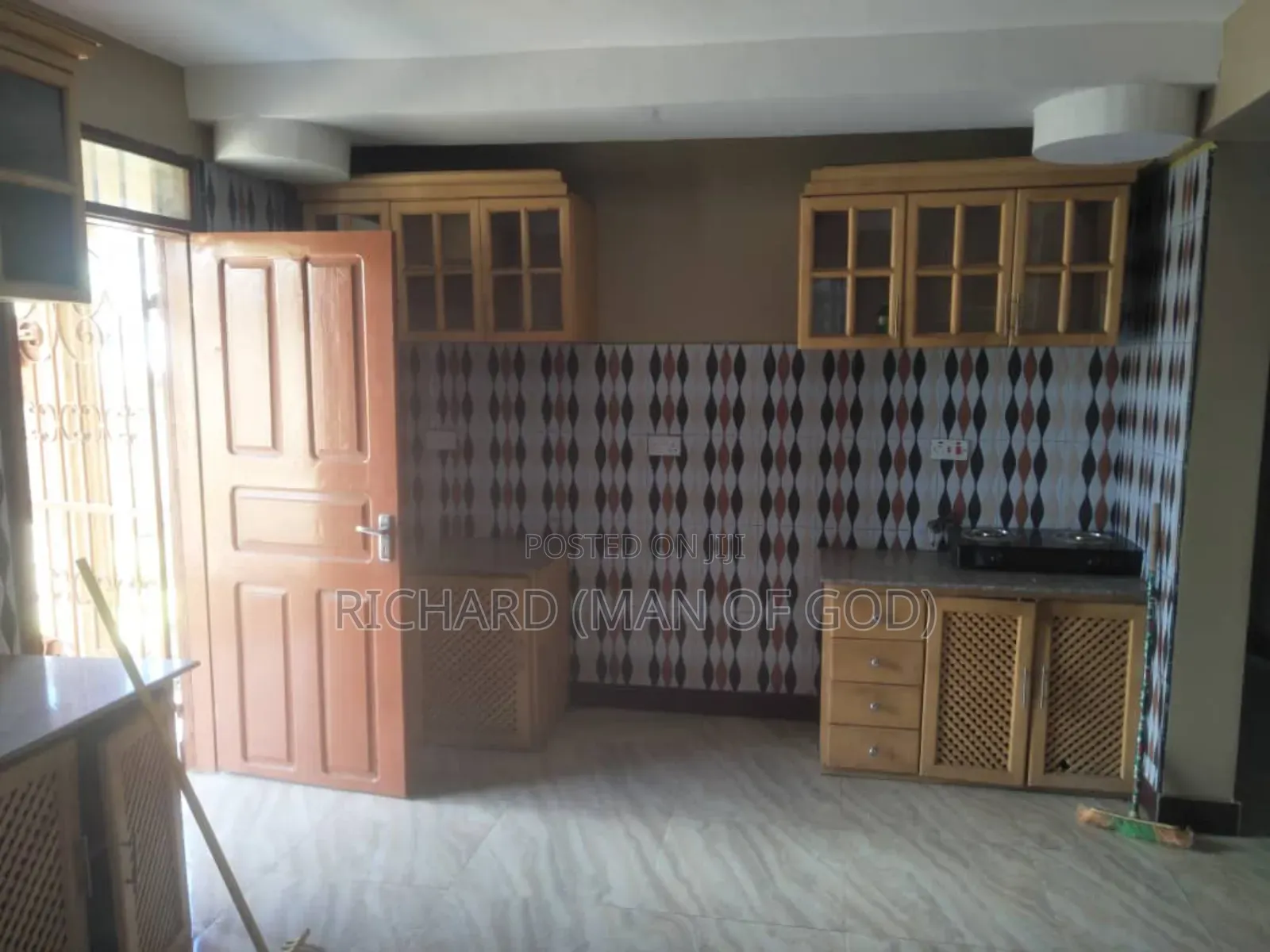 5bdrm Bungalow in Arusha for sale
