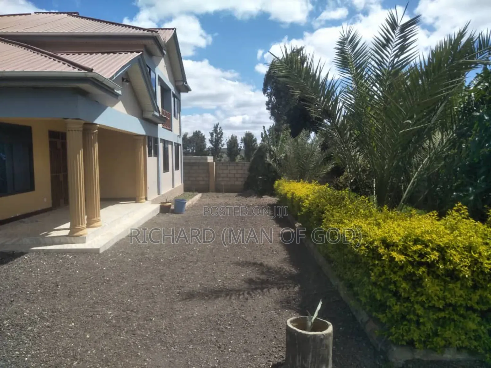 5bdrm Bungalow in Arusha for sale