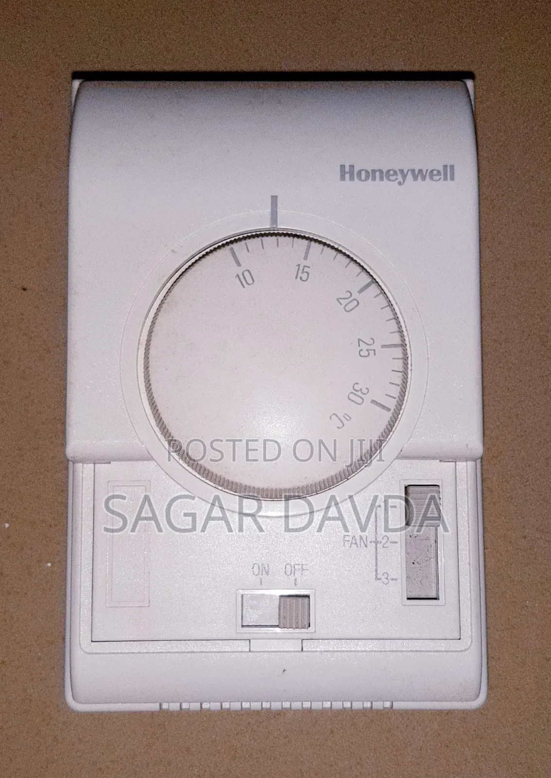 AC Thermostat
