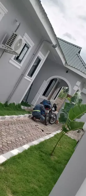 4bdrm House in Goba for sale