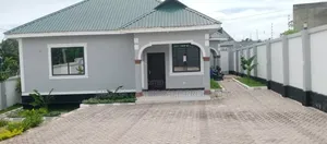4bdrm House in Goba for sale