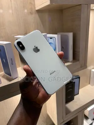 Apple iPhone X 64 GB White