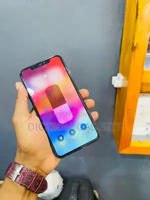 Apple iPhone 11 Pro Max 64 GB Green