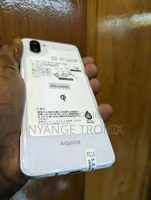Sharp Aquos R3 128 GB White