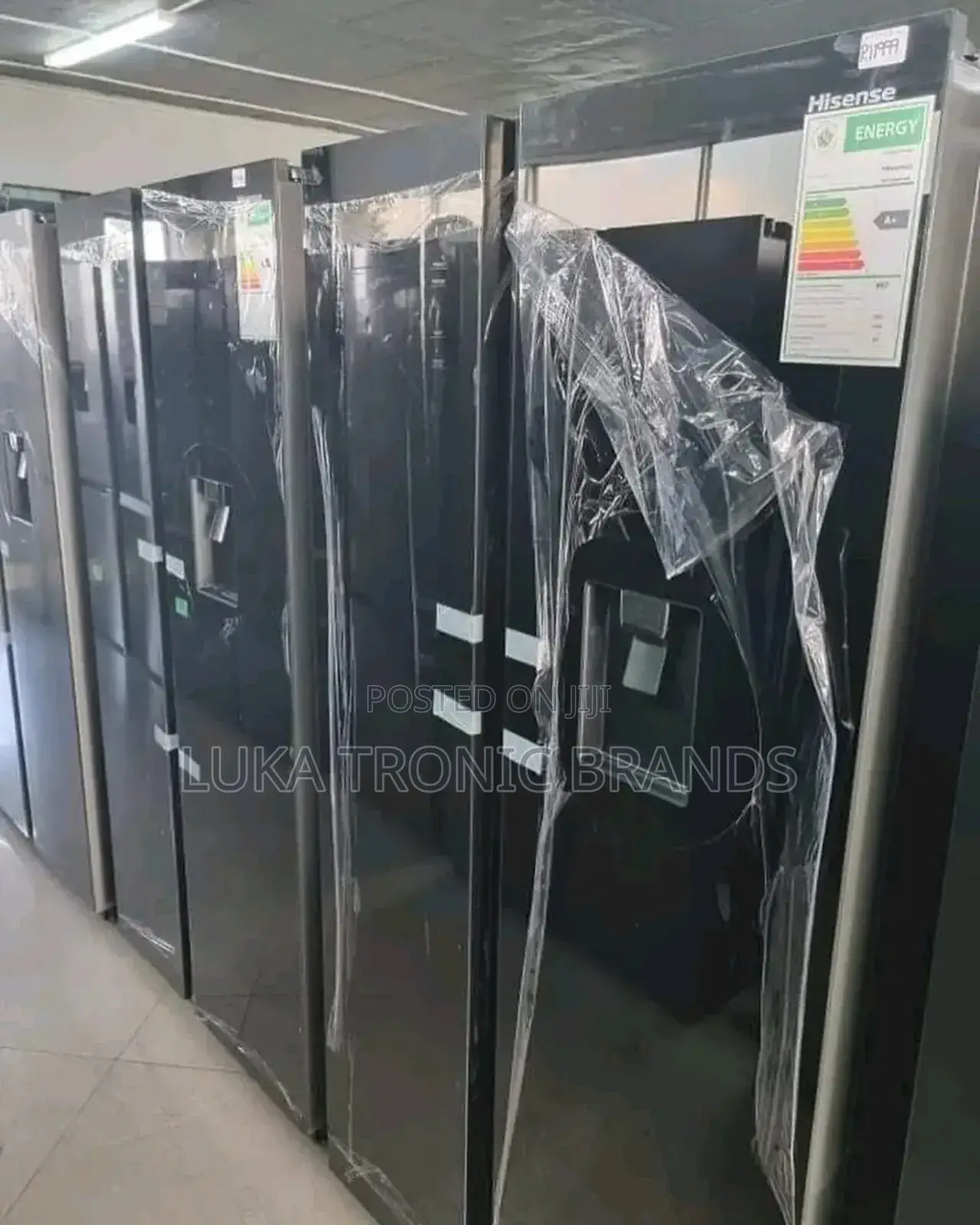Hisence Refrigerator With Ice Maker 514L
