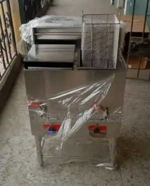 High Quality Commercial/Industrial Stand Gas Deep Fryer 12L@