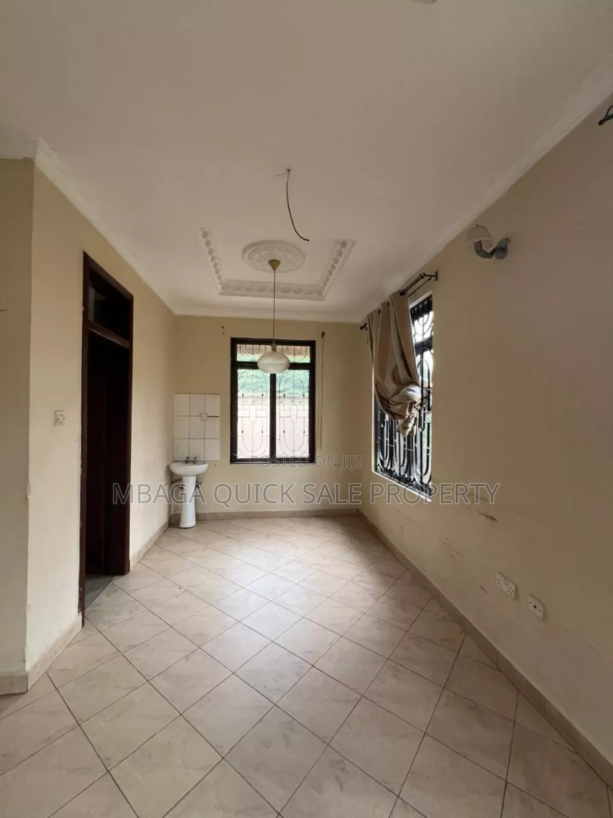 10bdrm Apartment in Kigamboni for sale